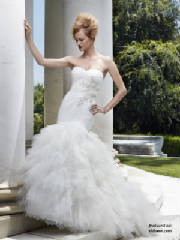 casablanca-bridal-wedding-dresses-spring-2012-8.jpg